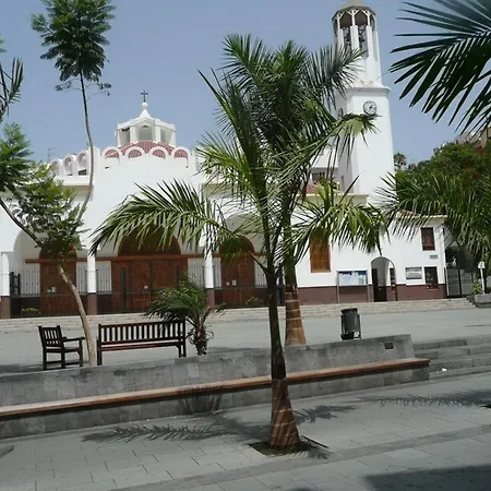 Apartment In Cristianos